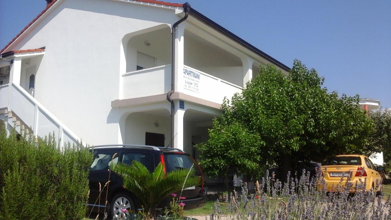 Holiday S&M Lopar Exterior photo