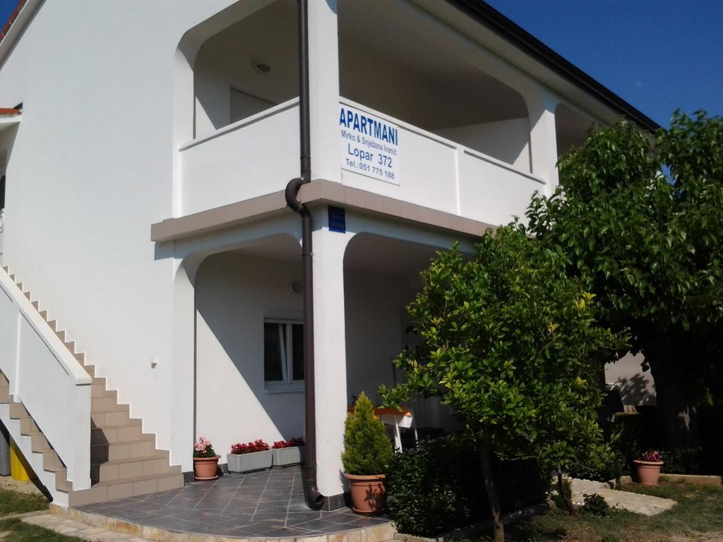 Holiday S&M Lopar Exterior photo